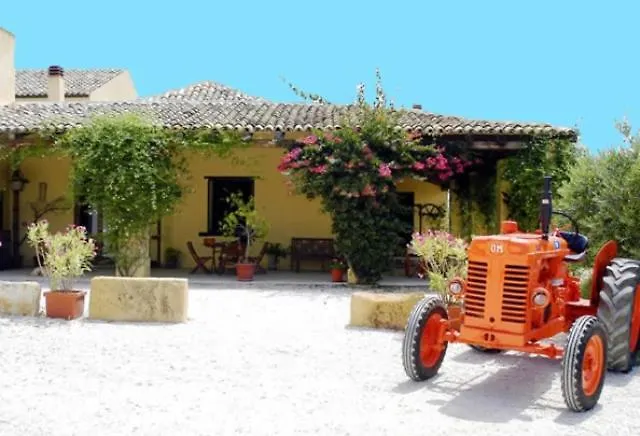 Alloggio per agriturismo Agriturismo Baglio Vecchio Castelvetrano
