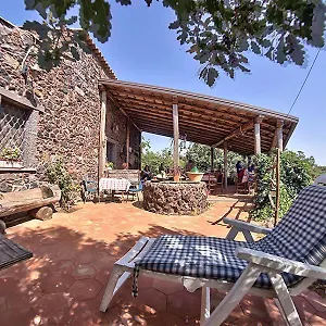  Alloggio per agriturismo Il Frutteto Di Efesto