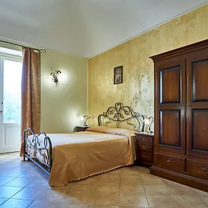  Alloggio per agriturismo Agriturismo Conte Ruggero
